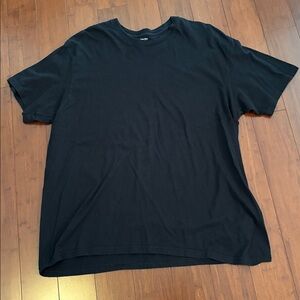 Black Calvin Klein T-shirt